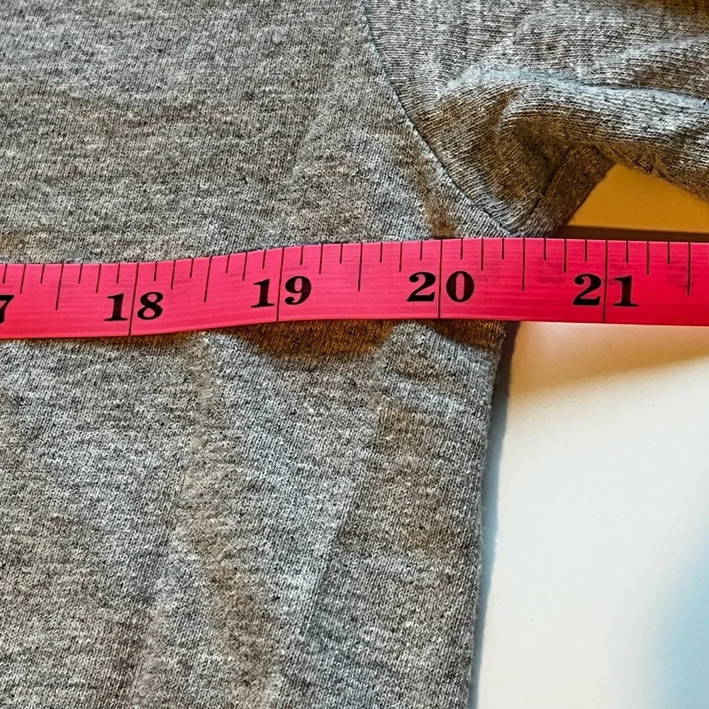 Gildan Heather Gray Graphic Long Sleeve T-Shirt - Picture 4 of 11